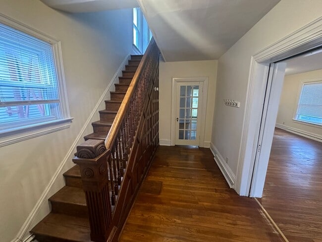 Foto del edificio - 3 Bedroom Home Available Soon