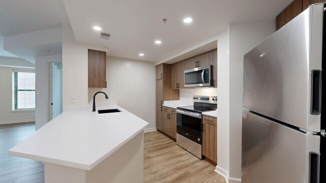 Interior Photo - 1301 Thomas Circle