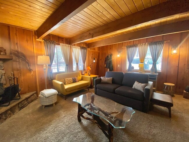 Foto del edificio - 422 Riverside Ave