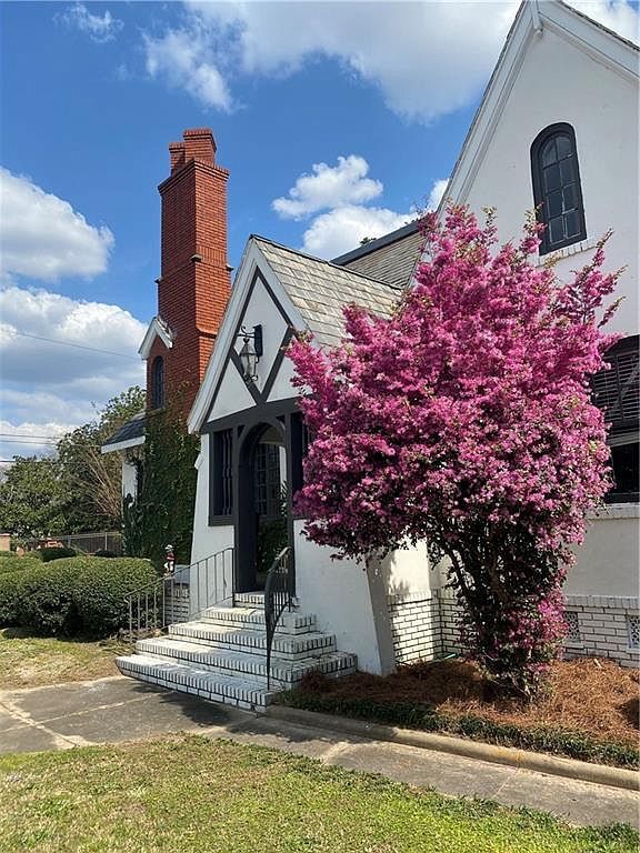 Building Photo - 2856 Vineville Ave