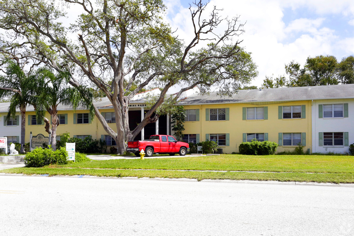 Primary Photo - Midship Apartments