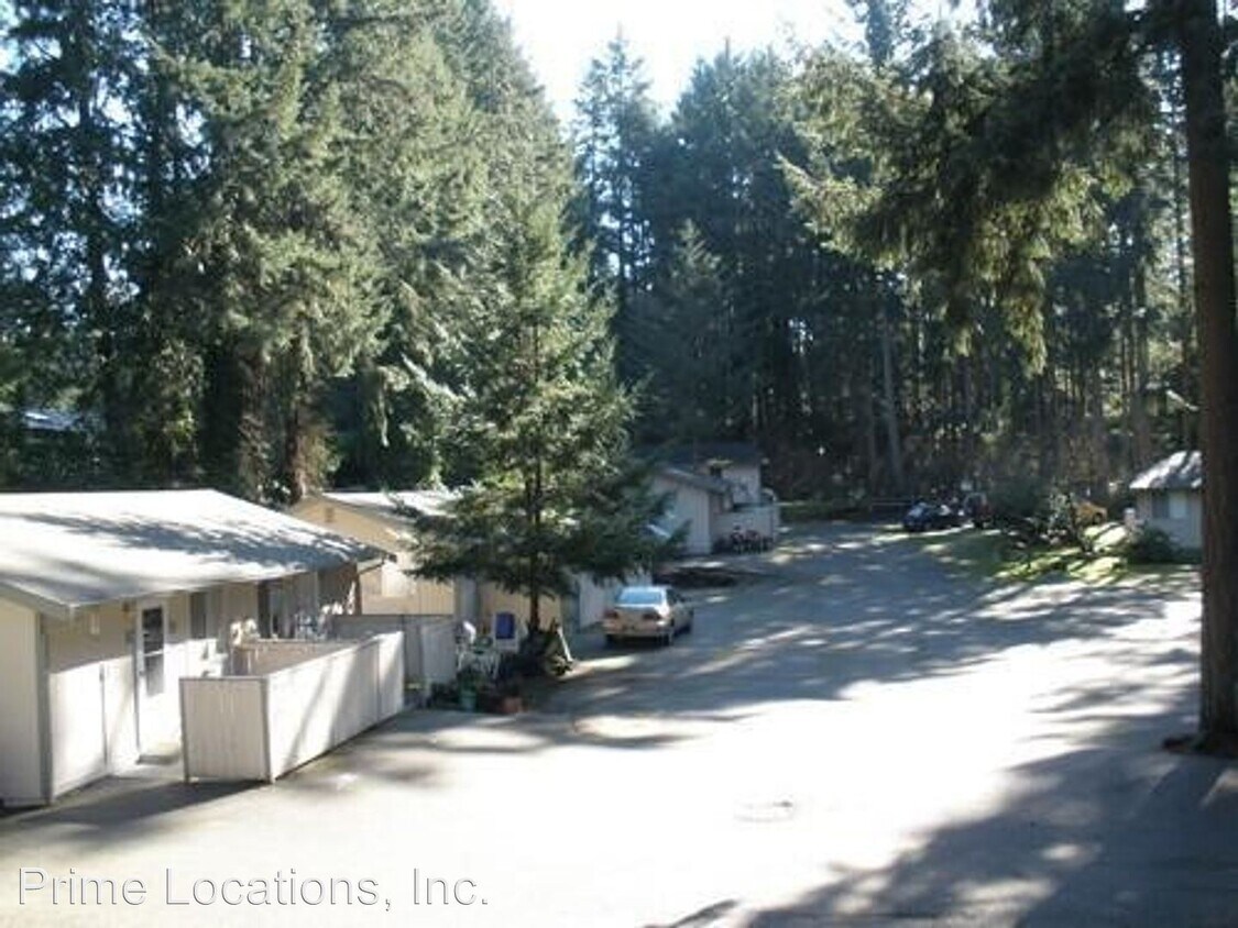 Primary Photo - 1830 Carpenter Rd SE