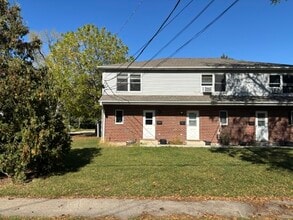 Building Photo - 322 W Railroad St