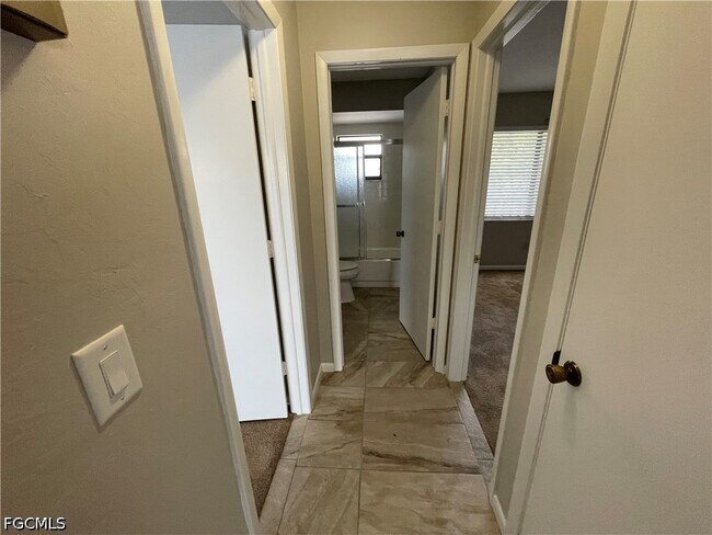 Foto del edificio - 131 SW 47th Terrace