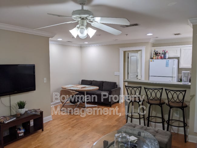 Foto del edificio - 490 S Barnett Shoals Rd