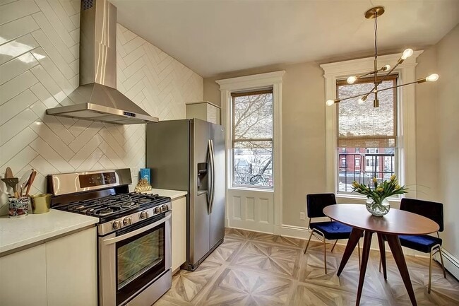 Building Photo - 97 Clifton Terrace