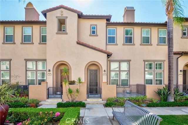 Building Photo - 70 Stockton Dr