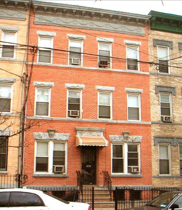 Primary Photo - 1650 DeKalb Ave