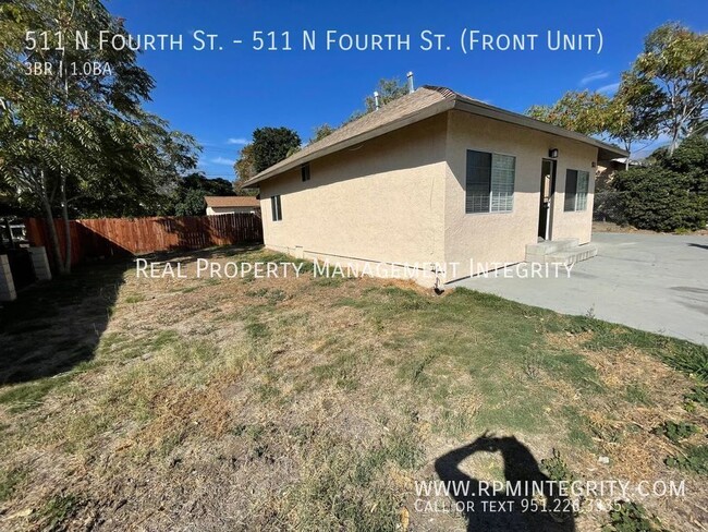 Building Photo - Cozy 3 Bedroom, 1 Bathroom Home with Drive...