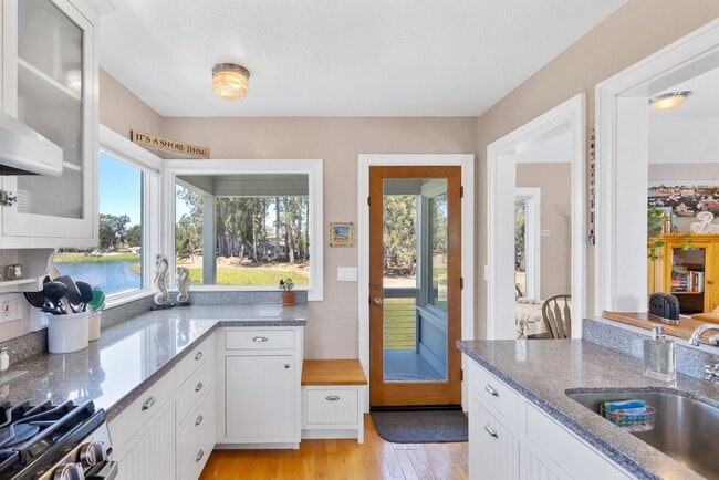 Building Photo - Oceanfront Paradise - 1BR/1BA w/ Additional Sleeping areas  Monthly Rental in Santa Cruz!  Fully ...