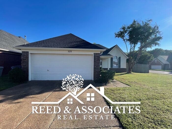Foto principal - Cordova Home with GRANITE Counter Tops & L...