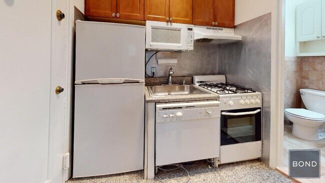 Floorplan - 231 E 31 Street