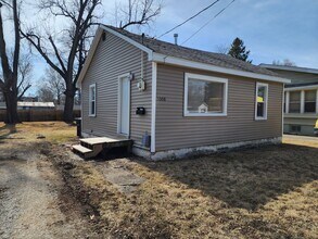 Building Photo - 1308 Emma Ave