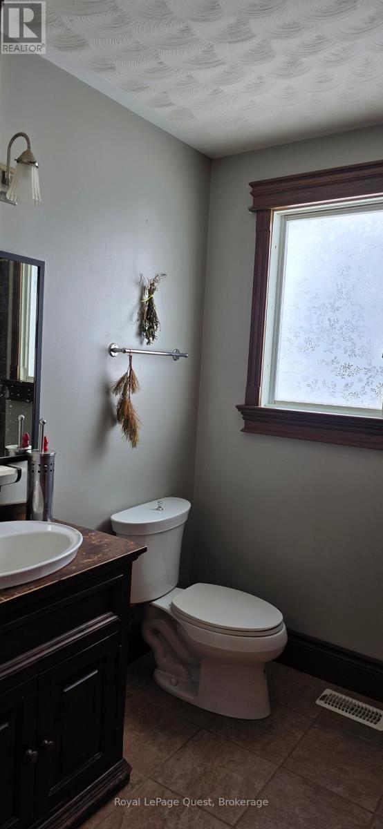 Building Photo - 9 Conder Dr