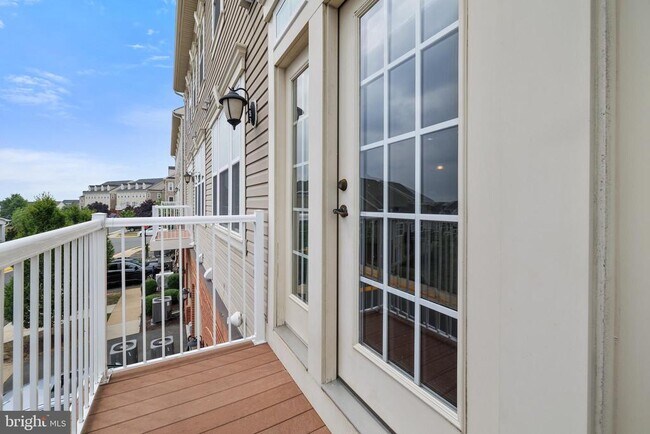 Building Photo - 42612 Hardage Terrace