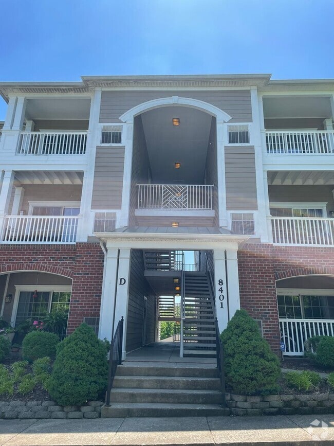 Building Photo - 8401 Callabee Way