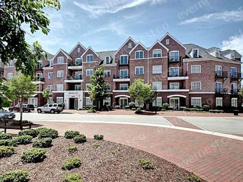 5215 Center St Unit 2, Williamsburg, VA 23188 Condo for Rent in