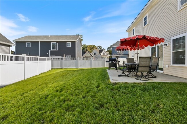 Building Photo - 66 Wild Dunes Way