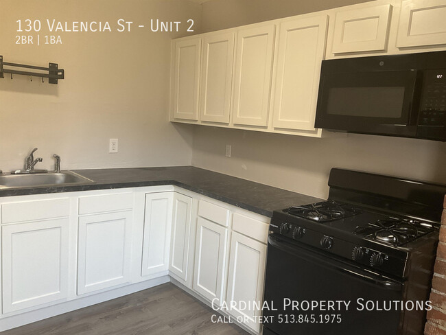 Foto del edificio - 2 Bedroom Apt in Mt Auburn  - Available Im...