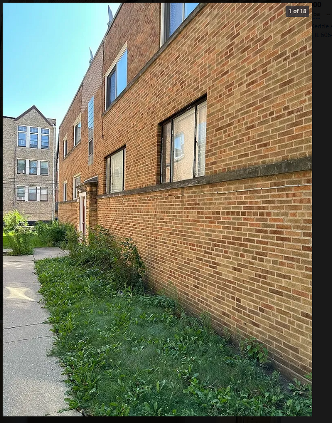 Foto principal - 6437 N Kedzie Ave