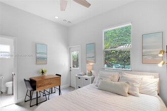 Building Photo - 231 Greymon Dr