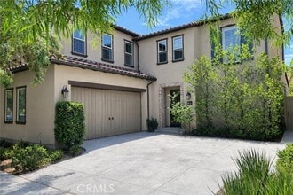 Building Photo - 60 Crestwick