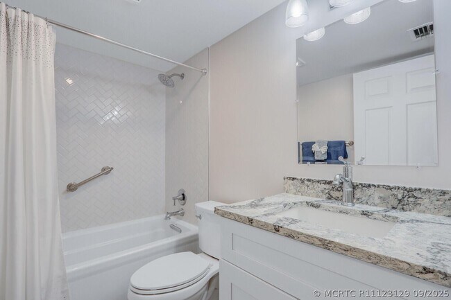Foto del edificio - 4444 NE Ocean Blvd