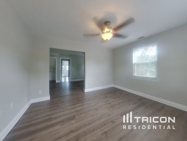 Foto del edificio - 3300 Maygreen Ave