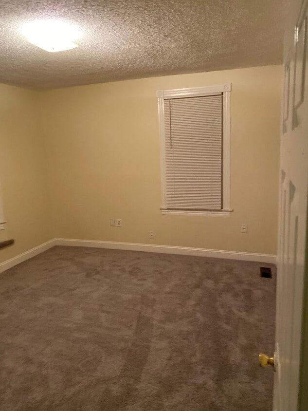 Building Photo - 3 N Swarthmore Ave