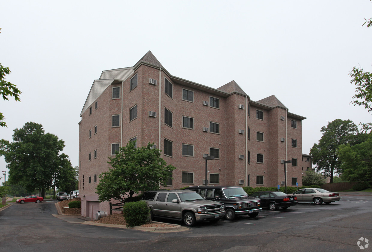 Building Photo - Woodland Mounds Senior Apartments