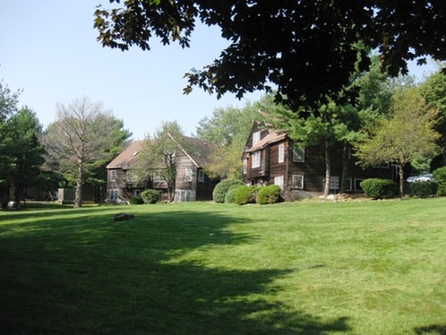 Building Photo - Birchlane