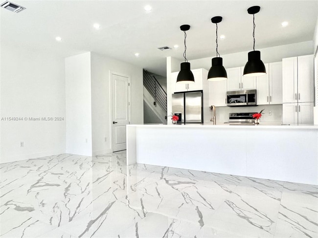 Photo - 1602 Hayes St House