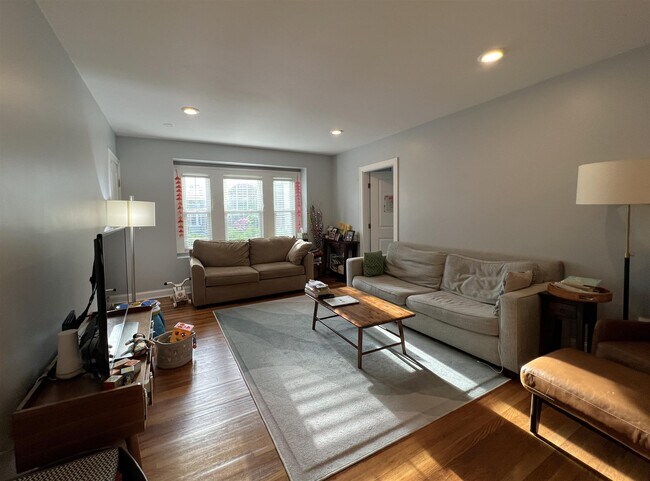 Foto del edificio - 48 Maynard St