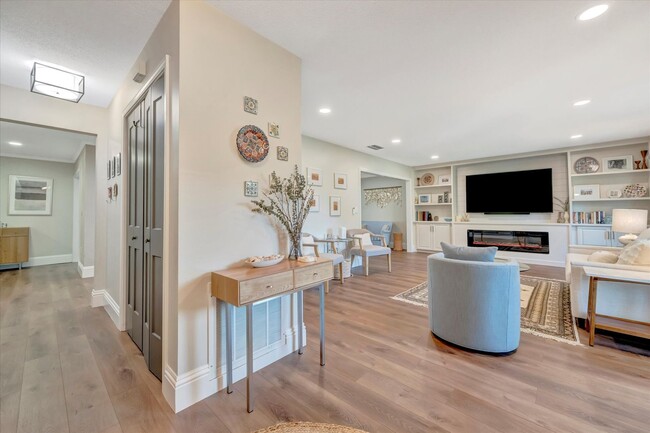 Building Photo - Golf Course View, Private Pool and Garden ...