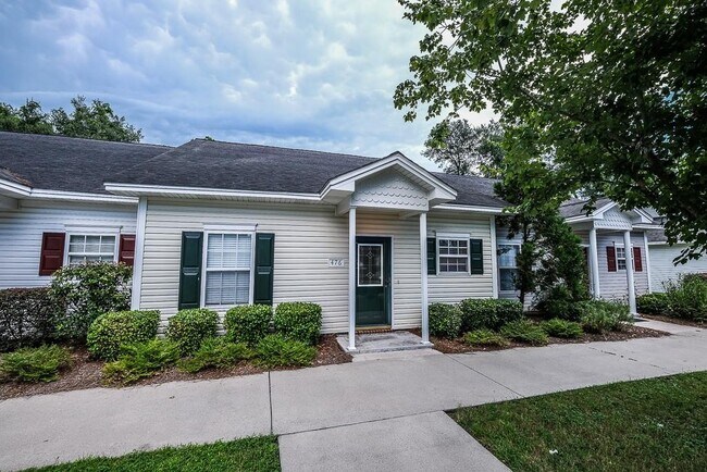 Building Photo - 476 Moss Creek Ln