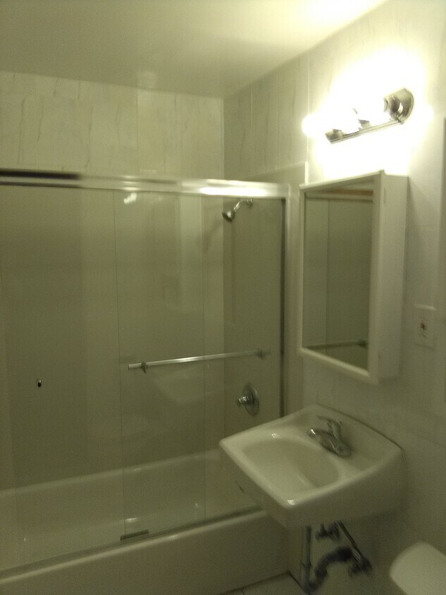 Primary Photo - 1215 47th Ave
