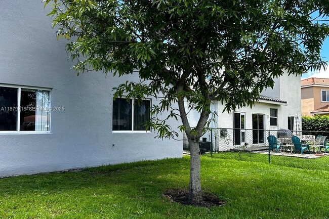 Building Photo - 13221 SW 53rd St