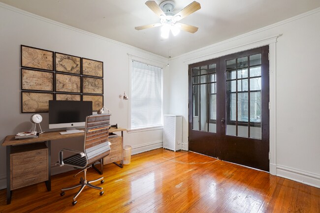 Foto del edificio - 1544 W Ardmore Ave