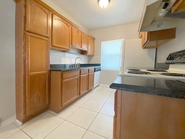 Foto del edificio - 7407 Hager Way