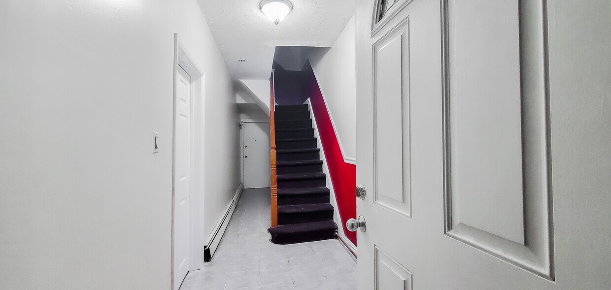 Foto del edificio - 35 Emerson Ave