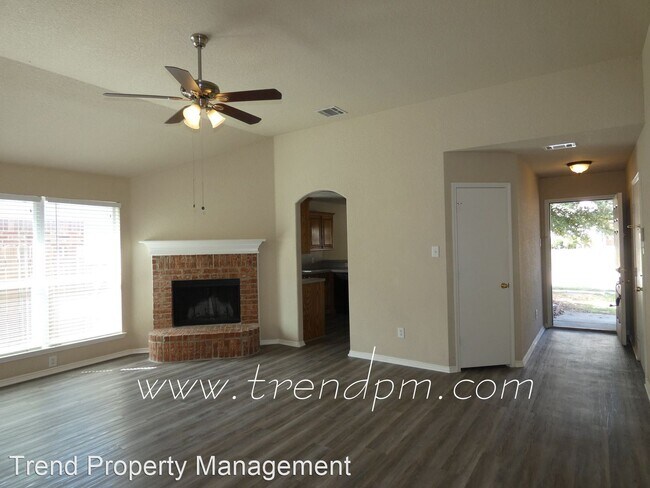 Building Photo - 3 br, 2 bath House - 10712 Irish Glen Trail