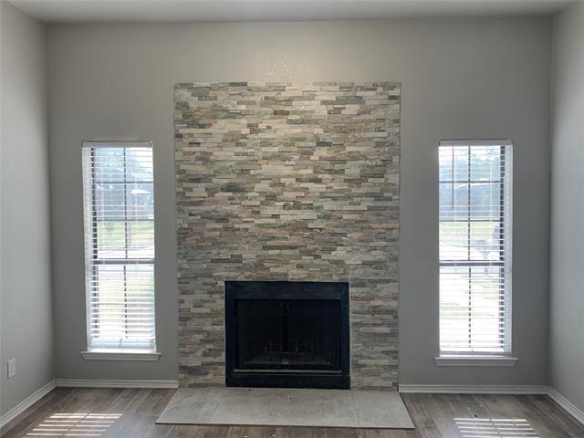 Building Photo - 10641 Flamewood Dr