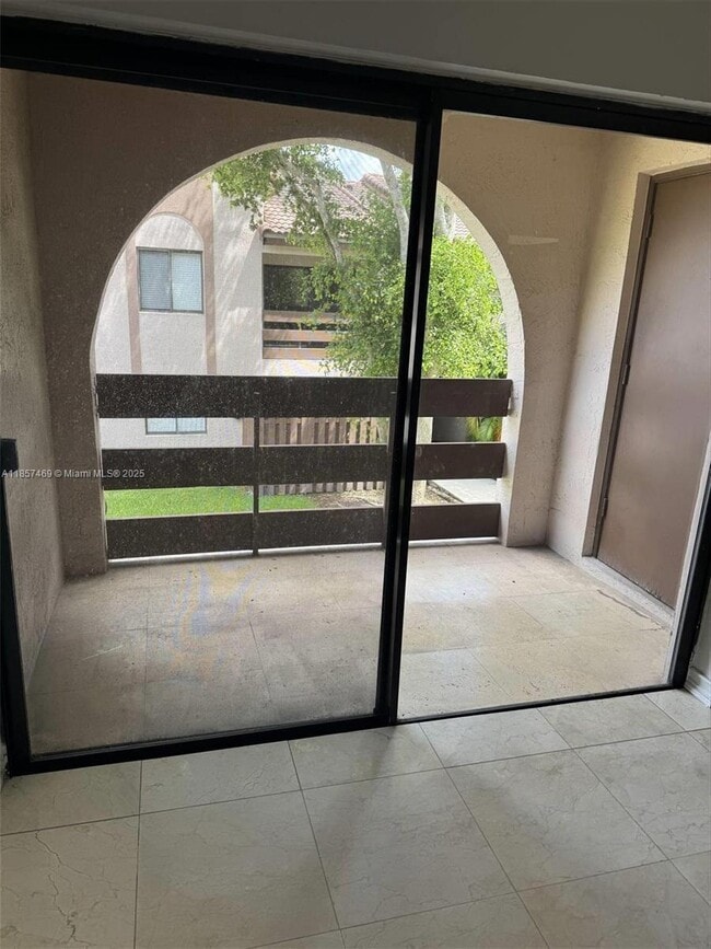 Foto del edificio - 8999 SW 123rd Ct