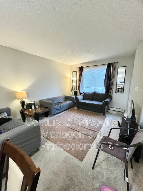 Building Photo - 136 C Sandpiper Rd
