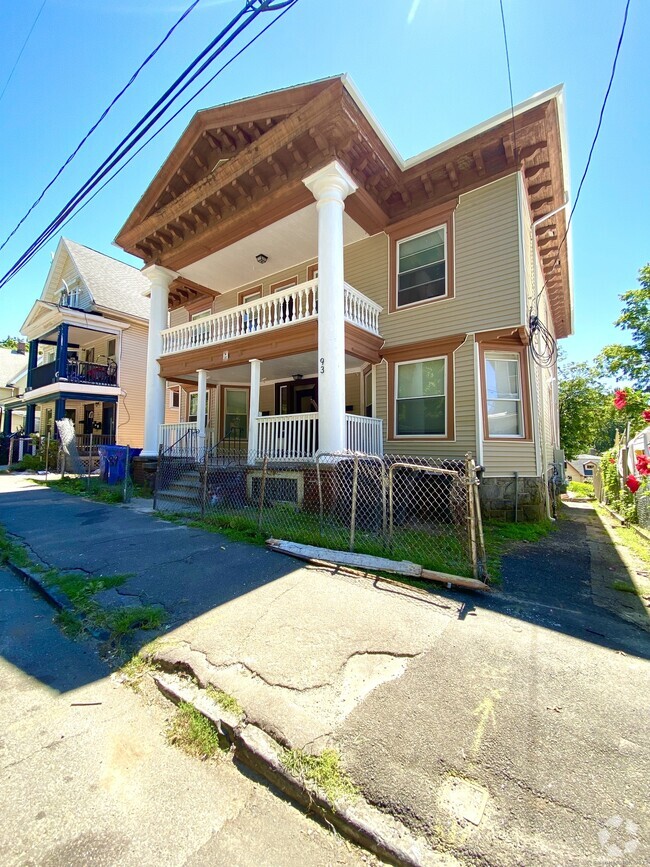 Building Photo - 93 Hillside Ave
