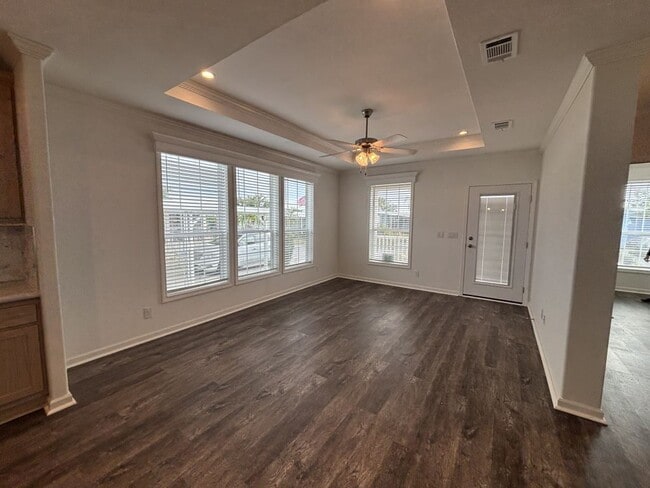 Foto del edificio - 925 W Sand Cay Ave