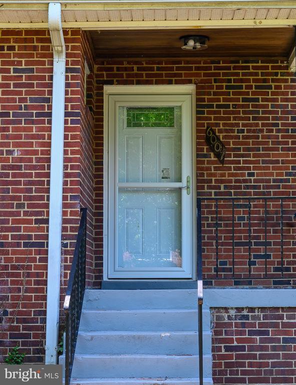 Foto del edificio - 6007 Bradley Ln