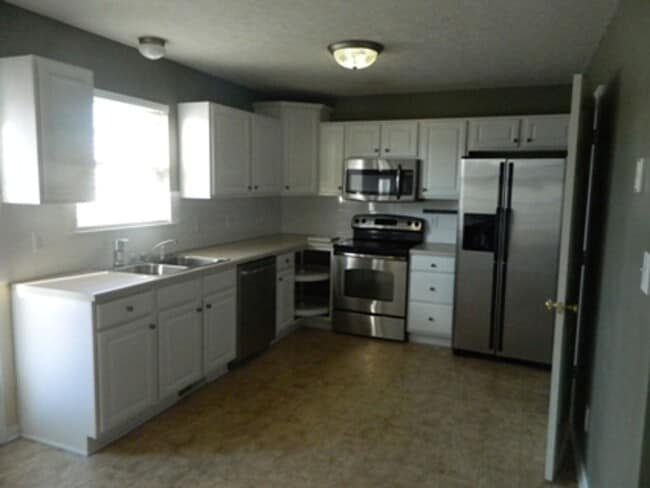 Building Photo - Ashwood Townhomes in Forest