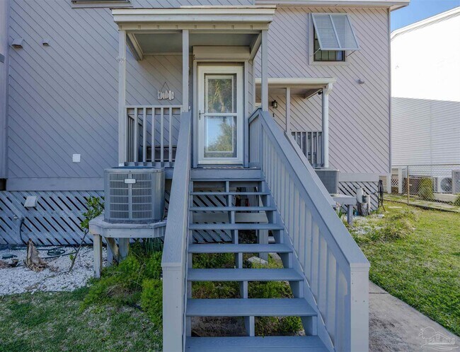 Foto del edificio - 14180 River Rd