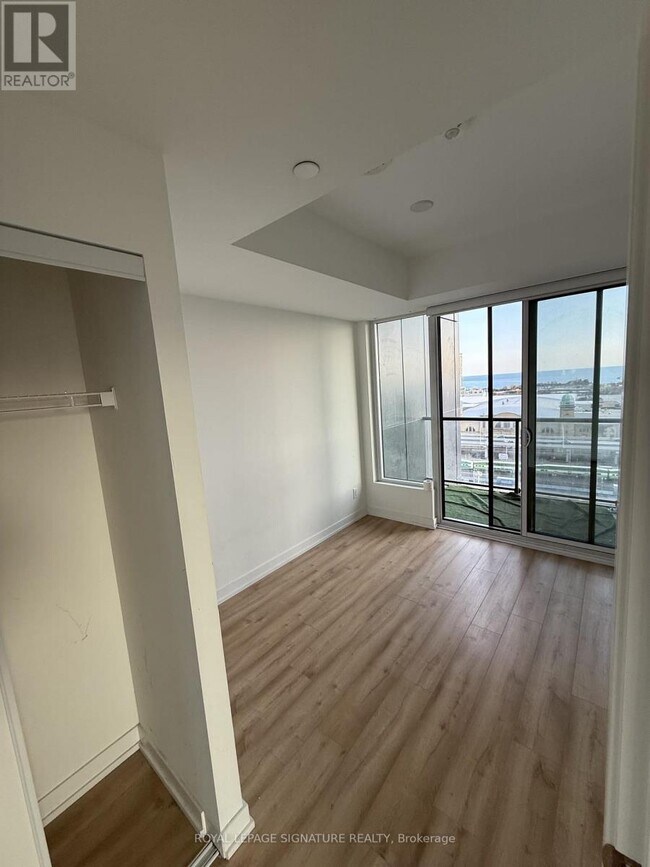 Building Photo - 135 E Liberty St